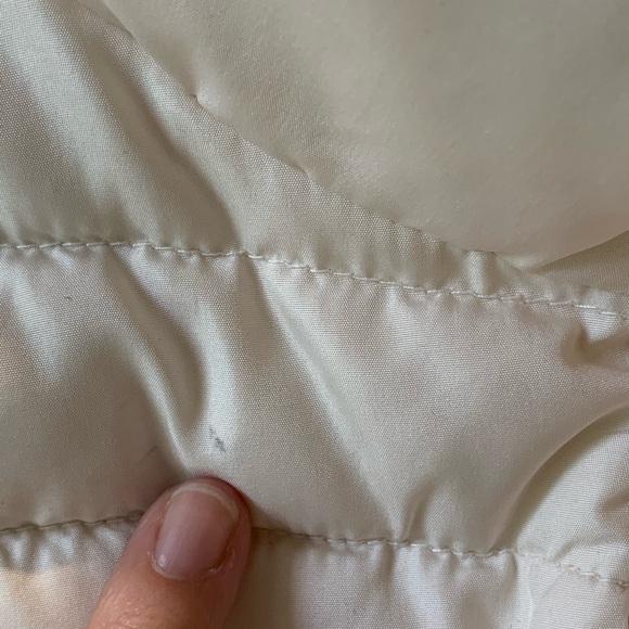 Old Navy kids vest, off white colour, size XL 14-16 - Picture 4 of 6